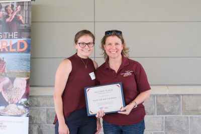 Undergraduate Research, 2nd Place - Eva Arnade and Troy Walker Award