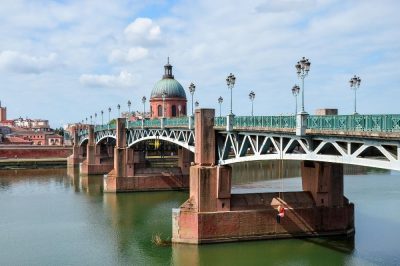 Purpan Bridge over a river.