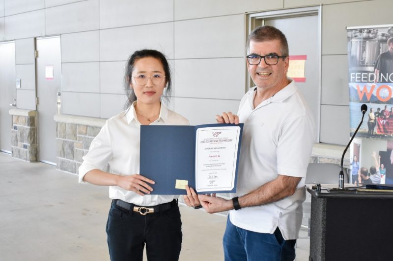 Outstanding Graduate Researcher Award Winner Xueqian Su